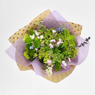 Seasonal herb and minimalistic posy for noses... filled with scented foliage, herbs and highlights of blooms. Upgrade for additional seasonal cottage style flowers.