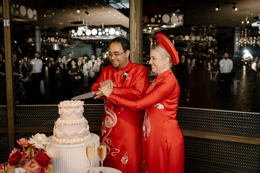 All Smiles Docklands Wedding Couple Cutting Cake Melbourne Wedding Florist