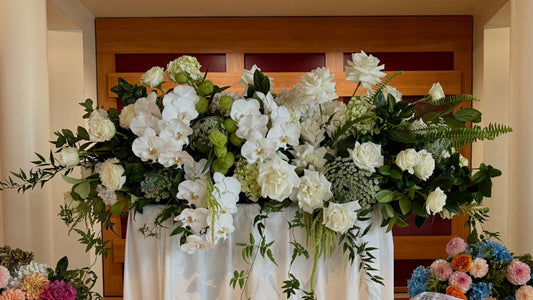Casket and Coffin Sprays, Meaningful Tributes