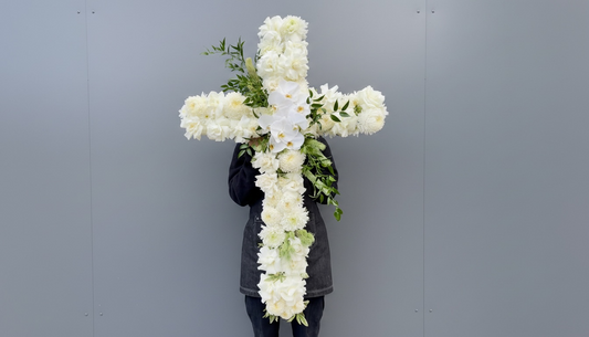 white funeral flowers delivery melbourne St Nicholas