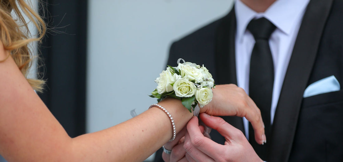 School Formal Corsages & Buttonholes Melbourne | Lillypad Flowers