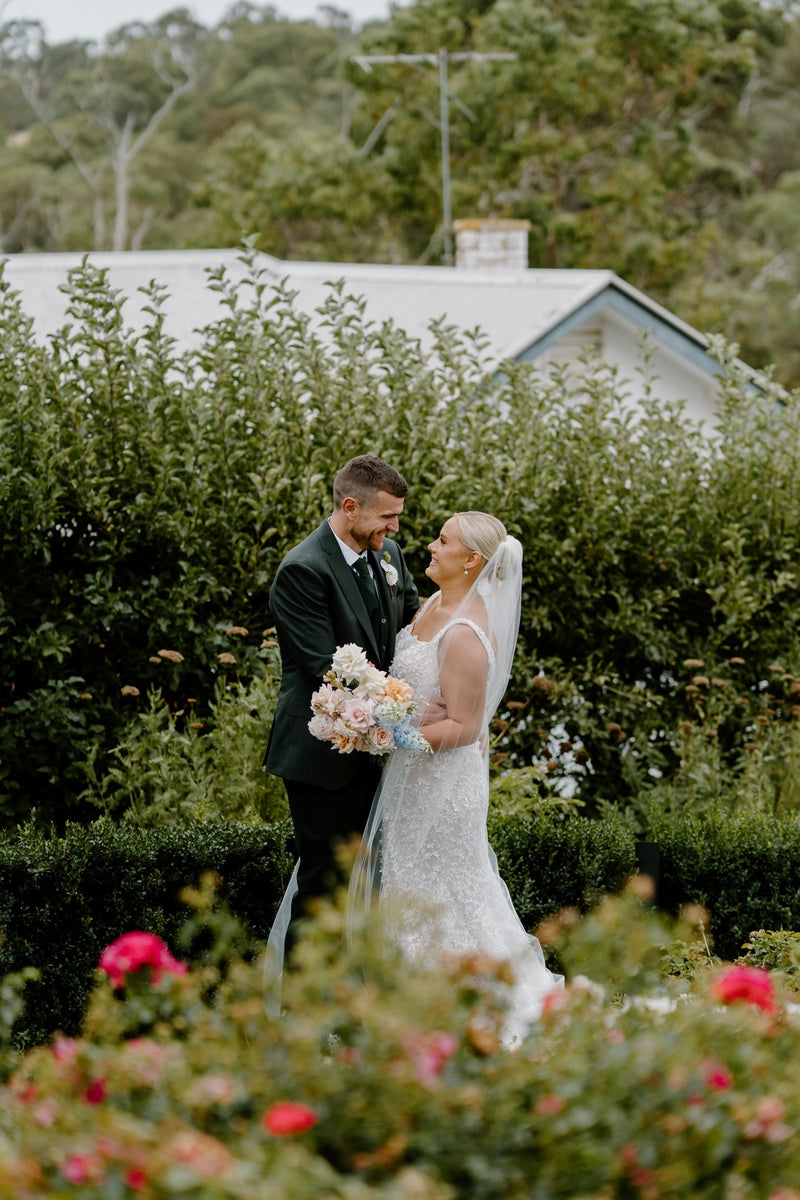 Bride’s dress: Evie Young Bridal
Makeup Artist: lizmakeuphance
Hairdresser: Hairby.brittany
Suit: @politixmenswear
Photographer: Emily Howlett