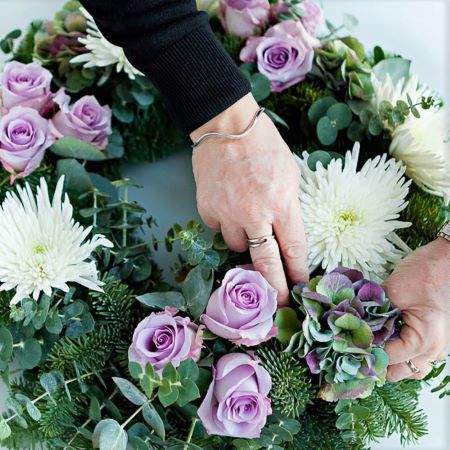 Florist Choice Wreath - Leave it to the Florists to Design (Interflora)
