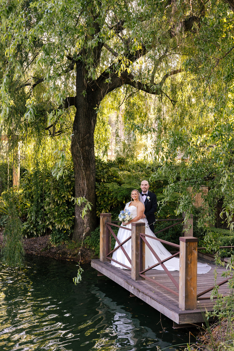 Florist: Lillypad Flowers
Venue: Ballara Receptions
Photographer: perlaphotography