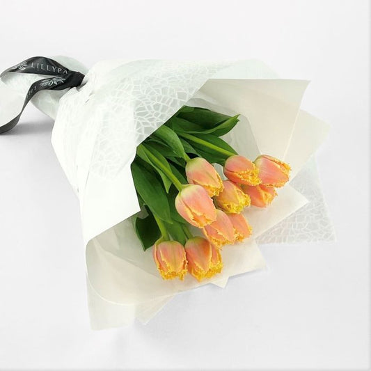 Peachy - Tulip Gift Wrap Bouquet
