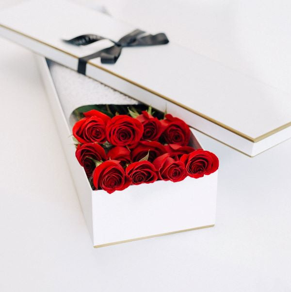 Seduction - 12 Long Stemmed Red Roses In Gift Box